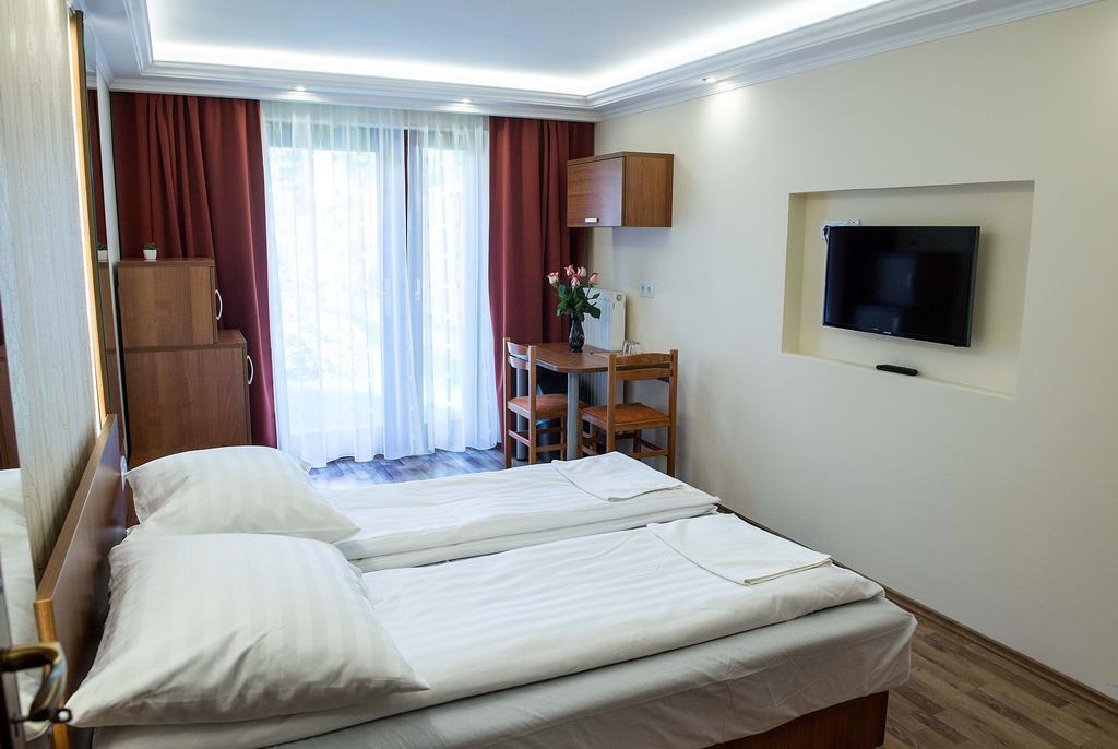 Bl.Apartmanhaz Ii. Szeged Exterior photo